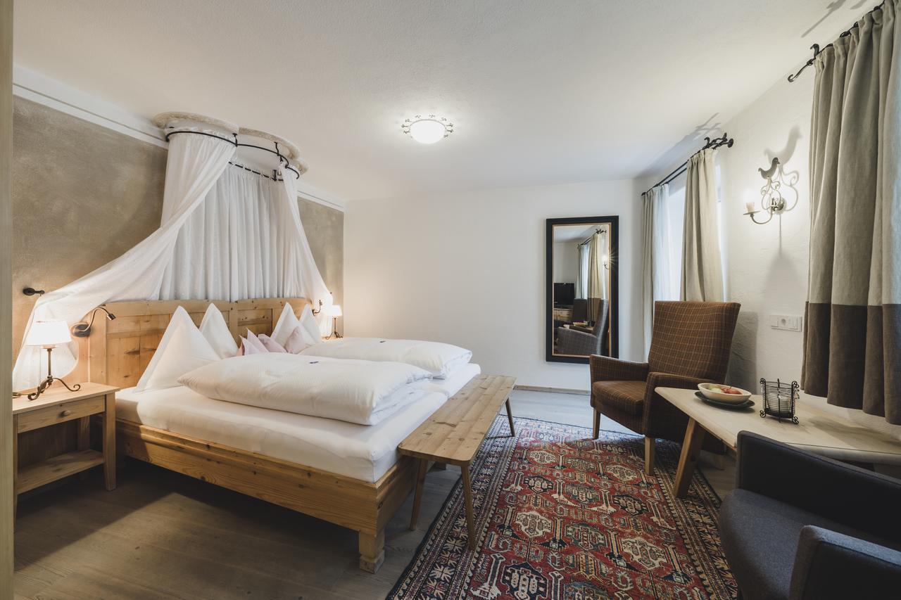 Double Room,758409919:JPEG